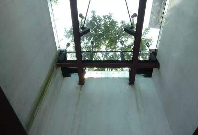 防水、門窗景觀施工現(xiàn)場(chǎng)巡查發(fā)現(xiàn)很多問(wèn)題，你們是否也經(jīng)常遇到？ 窗框防水 窗戶防水 第20張