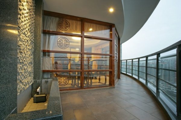 誰(shuí)說(shuō)防水一定要多花錢(qián)！看師傅如何減少一半費(fèi)用，做好防水！ 衛(wèi)生間防水 衛(wèi)生間防水堵漏 陽(yáng)臺(tái)防水補(bǔ)漏 窗框防水 第4張