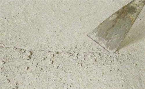 防水補漏施工注意事項 原來開裂滲水的原因在這里 防水層破損 防水補漏施工 開裂滲水的原因 第2張