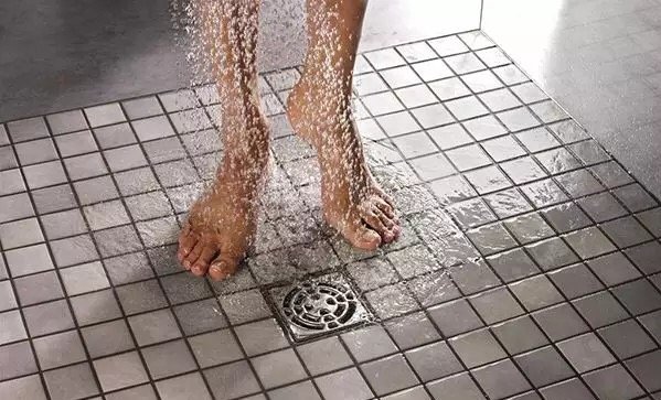 衛(wèi)生間做防水的材料選擇和加厚防水層為什么重要 第1張