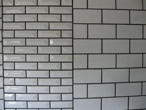 房頂防水補漏費用：瓷磚外墻滲漏的原因是什么 第1張