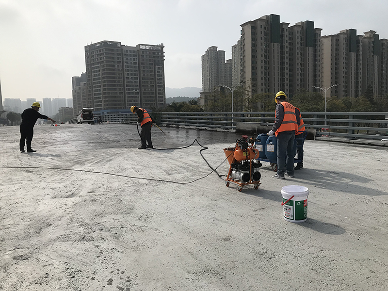 （珠海仙橋路）路面防水涂料噴涂