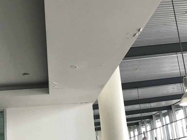 天花板滲漏
