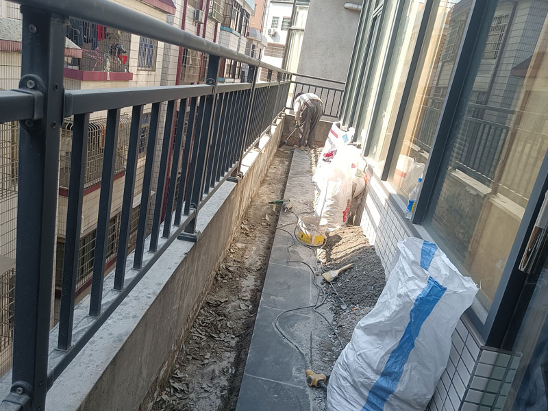 陽臺防水補(bǔ)漏 (2).jpg