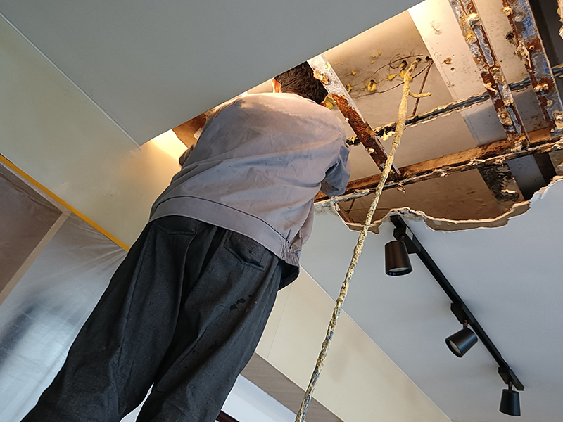 天花板注漿堵漏